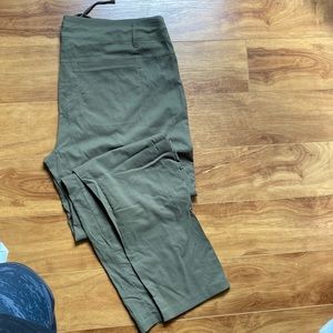 Lole dress style slim pants size Large